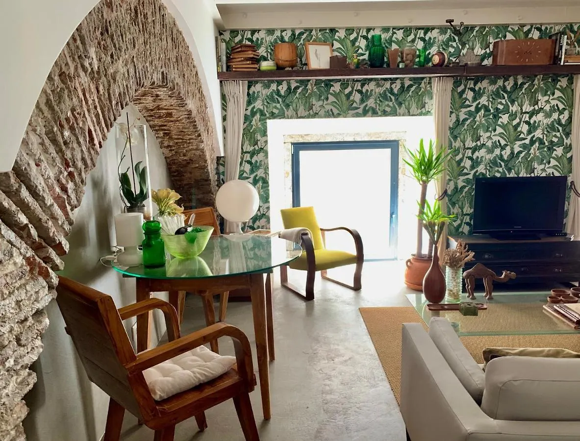 Old Stables Chiado - 1 Bedroom In The Green Heart Of Lisboa